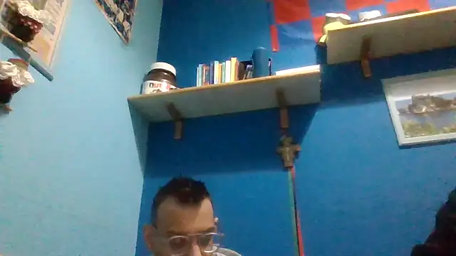 Simone 18 10  online show from December 27, 2024, 4:10 pm