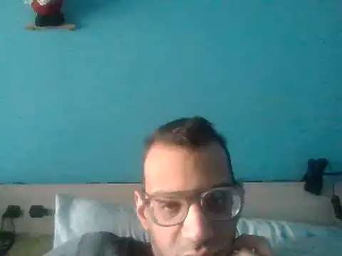 Simone 18 10  online show from December 30, 2024, 10:32 am