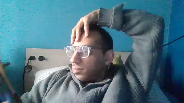 Simone 18 10  online show from January 7, 2025, 1:24 pm