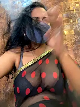 HaaniKaur online show from October 18, 2025, 5:53 am