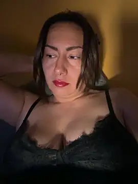 Snapshot of xLadyScarlettx chatting on September 19, 2025, 2:37 am xLadyScarlettx online show from September 19, 2025, 2:37 am