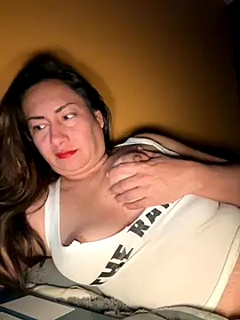 Snapshot of xLadyScarlettx chatting on September 24, 2025, 3:13 am xLadyScarlettx online show from September 24, 2025, 3:13 am