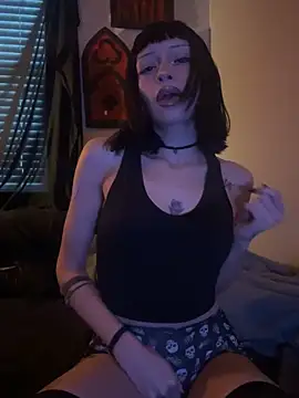 Snapshot of Gothbabbi chatting on October 5, 2025, 11:17 pm Gothbabbi online show from October 5, 2025, 11:17 pm