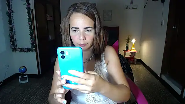 danielle rose 1 online show from February 16, 2025, 8:22 pm