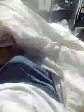 Snapshot of lorraine_alves_ferreira chatting on October 24, 2025, 1:48 am lorraine alves ferreira online show from October 24, 2025, 1:48 am