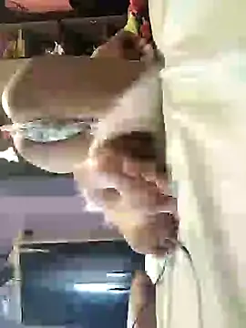 Snapshot of lorraine_alves_ferreira chatting on January 19, 2025, 7:58 pm lorraine alves ferreira online show from January 19, 2025, 7:58 pm