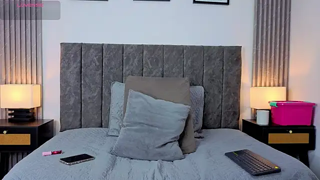 Snapshot of Ema_Stone65 chatting on November 1, 2025, 10:14 pm Ema Stone65 online show from November 1, 2025, 10:14 pm