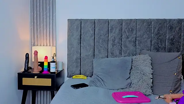 Snapshot of Ema_Stone65 chatting on October 15, 2025, 1:59 am Ema Stone65 online show from October 15, 2025, 1:59 am