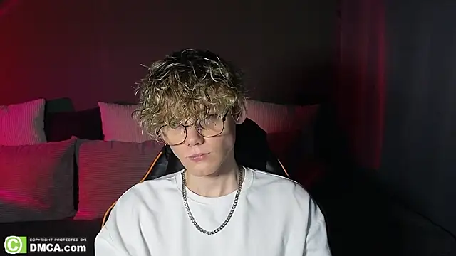 Keytaro online show from March 14, 2026, 11:55 pm