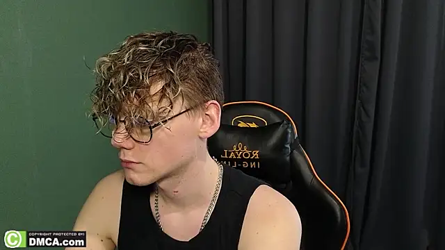 Snapshot of Keytaro chatting on February 22, 2026, 9:55 am Keytaro online show from February 22, 2026, 9:55 am