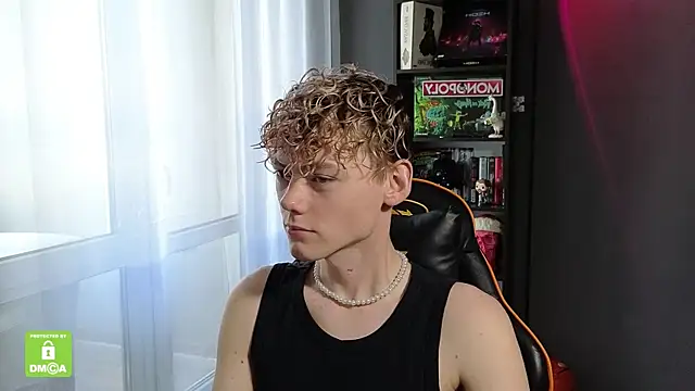 Snapshot of Keytaro chatting on October 10, 2025, 4:46 am Keytaro online show from October 10, 2025, 4:46 am