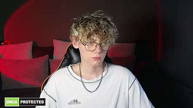 Keytaro online show from March 24, 2026, 12:16 pm