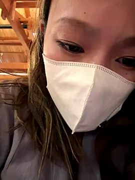 annna annna 2024 online show from October 3, 2025, 1:31 am