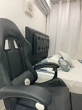 Snapshot of Belissa_miller chatting on October 10, 2025, 7:36 pm Belissa miller online show from October 10, 2025, 7:36 pm