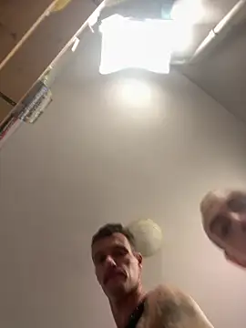 Snapshot of UnCuTupTheBuTT chatting on September 19, 2025, 2:10 pm UnCuTupTheBuTT online show from September 19, 2025, 2:10 pm