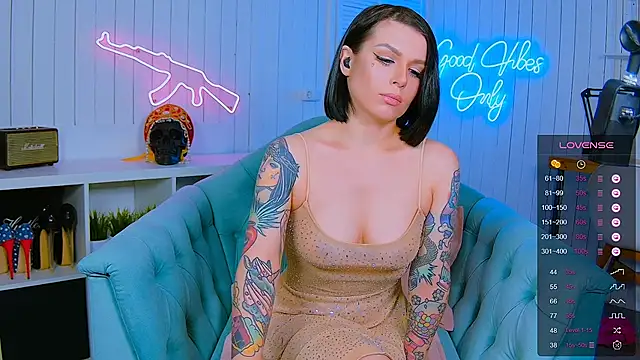 My toys pink online show from February 15, 2025, 4:47 am