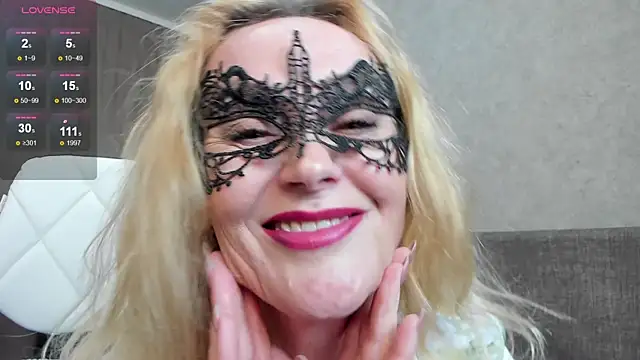 Snapshot of angelica_marquise chatting on October 18, 2025, 5:48 pm angelica marquise online show from October 18, 2025, 5:48 pm