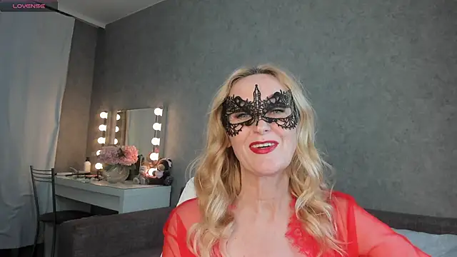 Snapshot of angelica_marquise chatting on October 8, 2025, 1:01 pm angelica marquise online show from October 8, 2025, 1:01 pm