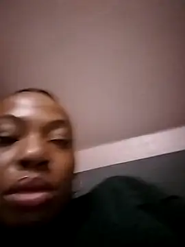 Snapshot of Cinderella_Jewels_ chatting on March 1, 2025, 7:15 pm Cinderella Jewels  online show from March 1, 2025, 7:15 pm