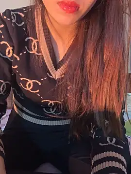 PussyWet  online show from November 4, 2025, 5:06 pm