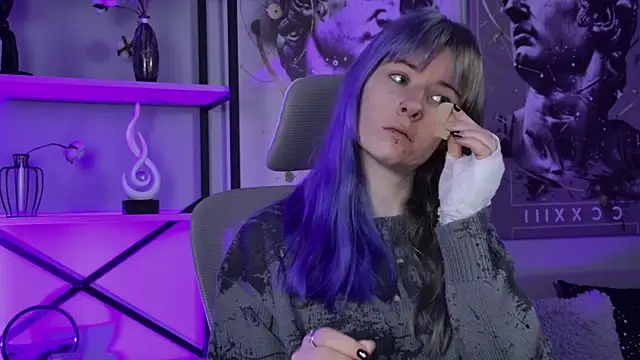 LexiWenford online show from April 30, 2026, 3:02 am