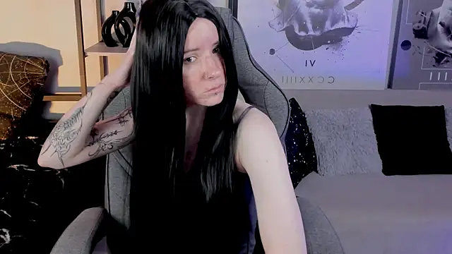 Snapshot of LexiWenford chatting on October 14, 2025, 2:34 am LexiWenford online show from October 14, 2025, 2:34 am