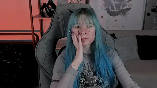 Snapshot of LexiWenford chatting on October 7, 2025, 2:56 am LexiWenford online show from October 7, 2025, 2:56 am