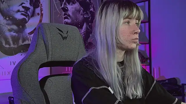 LexiWenford online show from April 1, 2026, 2:46 am