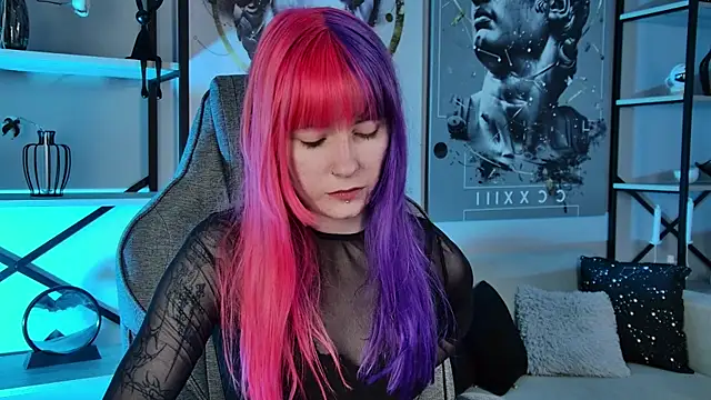 LexiWenford online show from June 25, 2026, 3:48 am