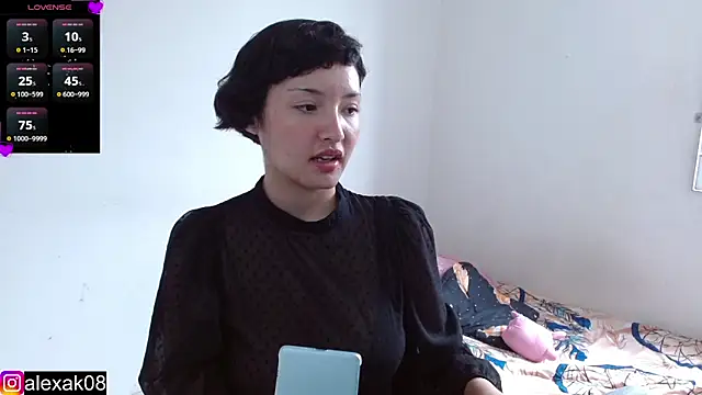 alexaa08 online show from February 27, 2025, 4:21 pm