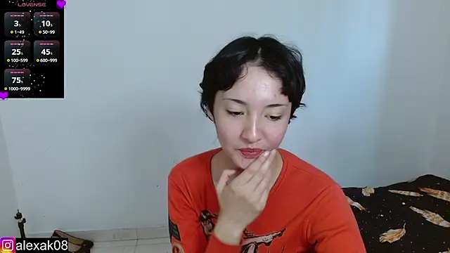 alexaa08 online show from December 20, 2024, 2:05 pm