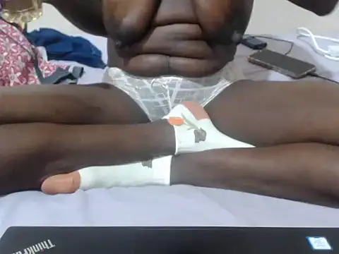 Petite doll20 online show from October 3, 2025, 7:54 am