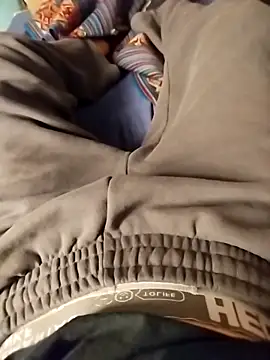 Dennis 2024 online show from December 15, 2025, 8:58 pm