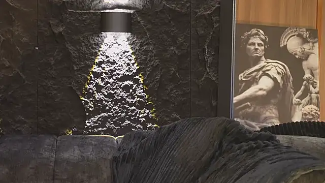 Snapshot of DannSaenz chatting on October 27, 2025, 4:13 am DannSaenz online show from October 27, 2025, 4:13 am