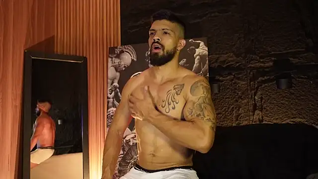 Snapshot of DannSaenz chatting on September 24, 2025, 11:06 am DannSaenz online show from September 24, 2025, 11:06 am