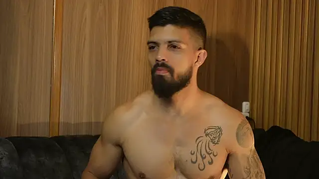 Snapshot of DannSaenz chatting on September 30, 2025, 12:55 pm DannSaenz online show from September 30, 2025, 12:55 pm