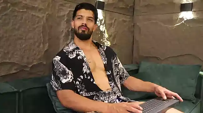 DannSaenz online show from March 5, 2025, 12:05 am