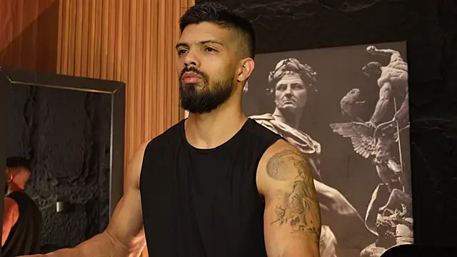 Snapshot of DannSaenz chatting on September 16, 2025, 12:50 pm DannSaenz online show from September 16, 2025, 12:50 pm