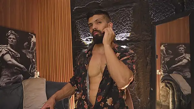 Snapshot of DannSaenz chatting on October 11, 2025, 12:00 am DannSaenz online show from October 11, 2025, 12:00 am