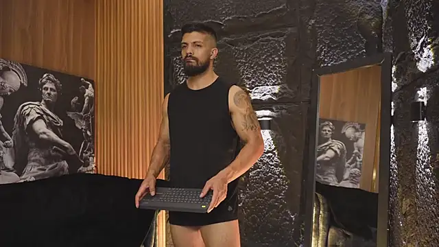 Snapshot of DannSaenz chatting on October 3, 2025, 2:04 am DannSaenz online show from October 3, 2025, 2:04 am