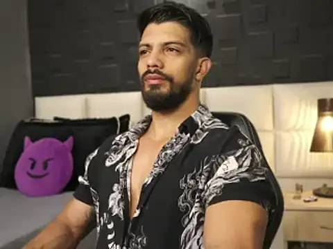 DannSaenz online show from February 24, 2025, 10:59 am