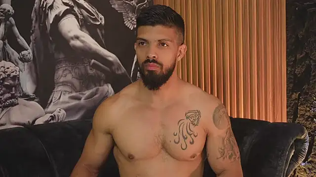 Snapshot of DannSaenz chatting on October 18, 2025, 3:03 pm DannSaenz online show from October 18, 2025, 3:03 pm