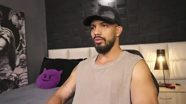 DannSaenz online show from February 23, 2025, 4:57 pm