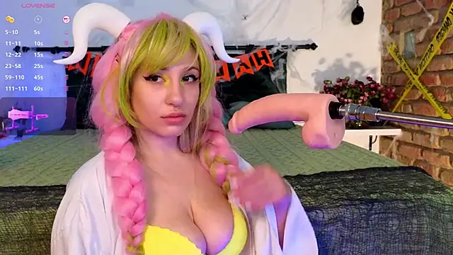 Snapshot of Kurama_Katana chatting on October 28, 2025, 11:20 am Kurama Katana online show from October 28, 2025, 11:20 am