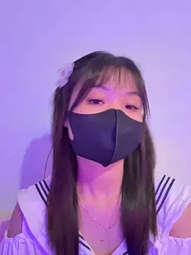 Maeve2k5 online show from September 16, 2025, 9:32 am