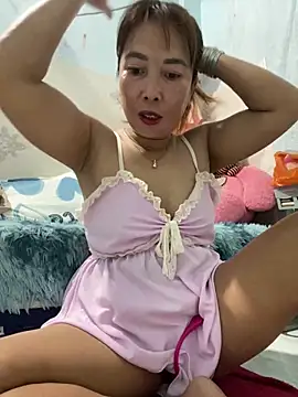 Linaannn online show from March 11, 2025, 11:37 pm