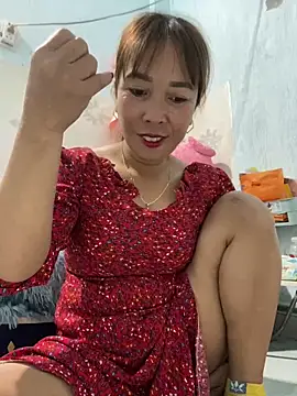 Linaannn online show from March 18, 2025, 11:42 pm