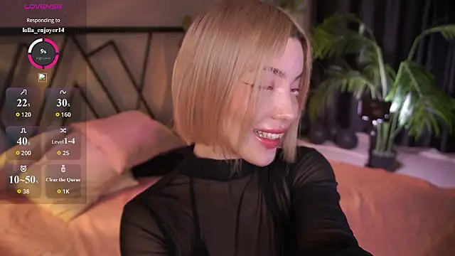 LindaThacker online show from March 1, 2026, 4:12 am