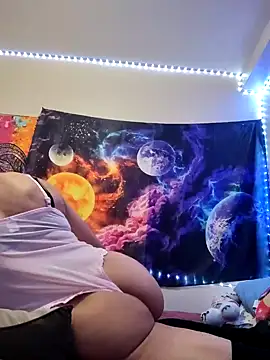 sissyhellokitty00 online show from December 27, 2024, 5:31 am