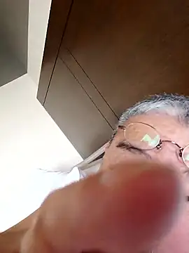 kumao2 online show from April 20, 2026, 12:24 am